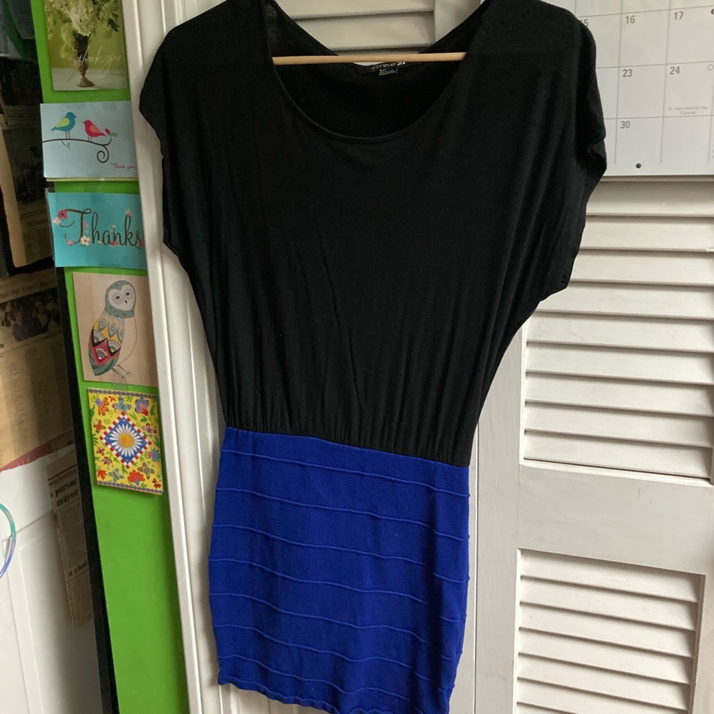 🟢 Royal Blue & Black Body-con Dress